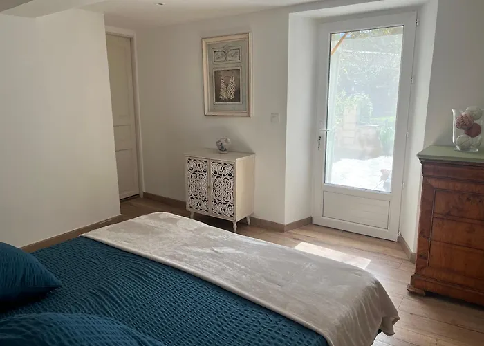 L'intemporel Semesterbostad Gourdan-Polignan